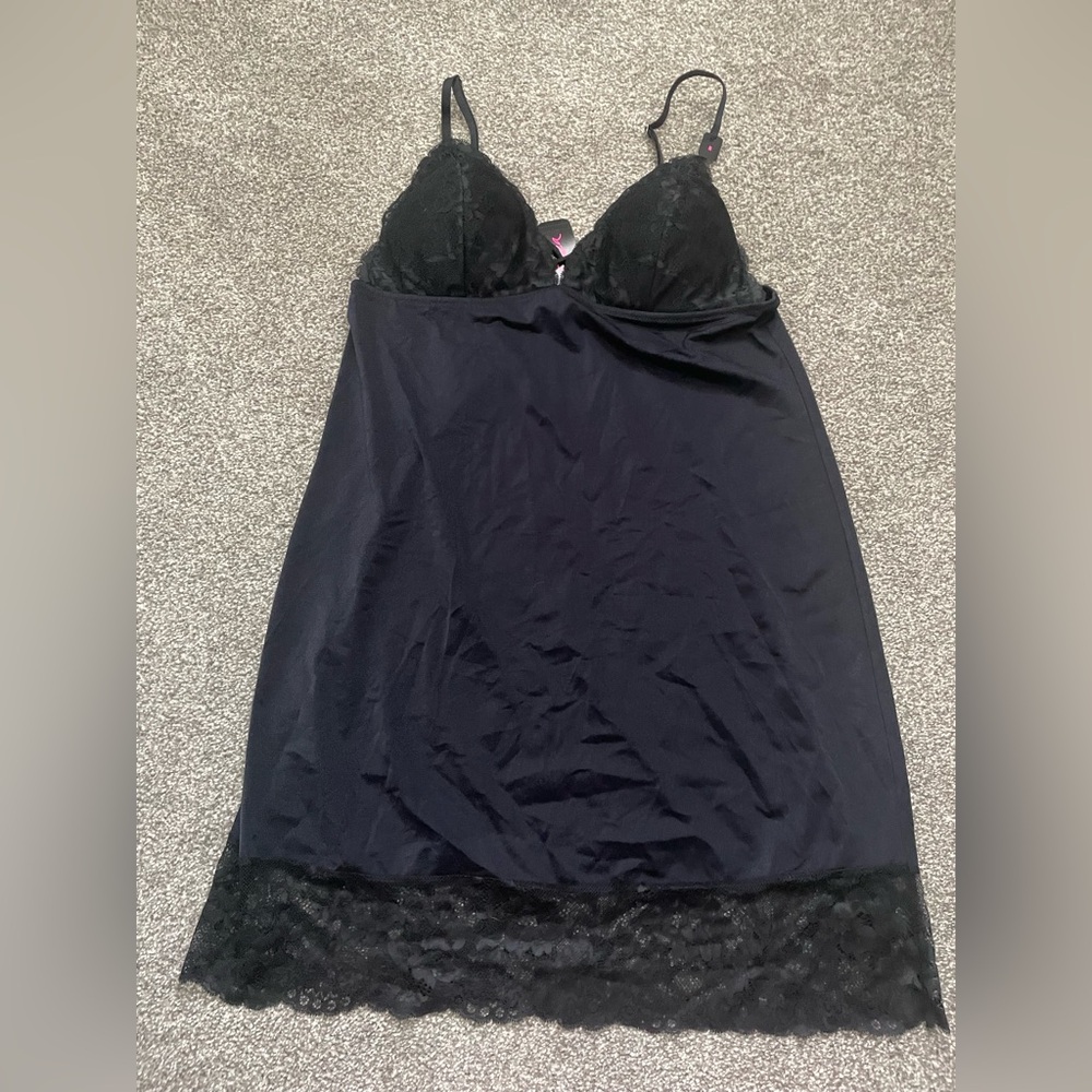 Elegant Black Lace Nightgown
